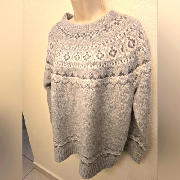 NWT Calvin Klein Gray Fair Isle Ladie's Sweater - Picture 3 of 6